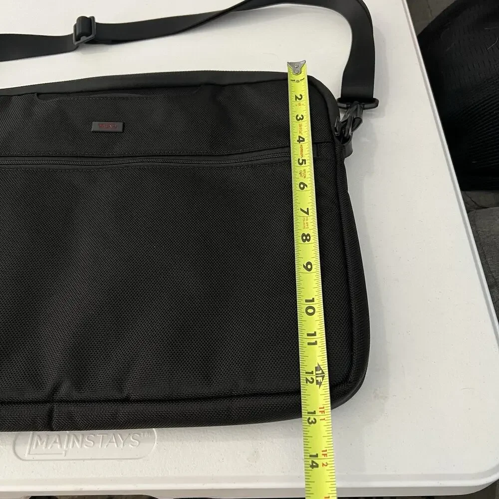 New Tumi Black Nylon Laptop Briefcase Messenger Bag Adjustable Strap